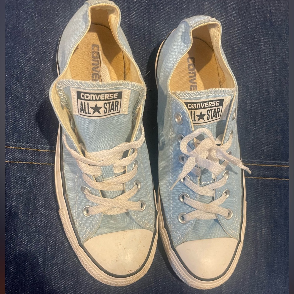 Converse All Star - Blue Low Top Women’s 8